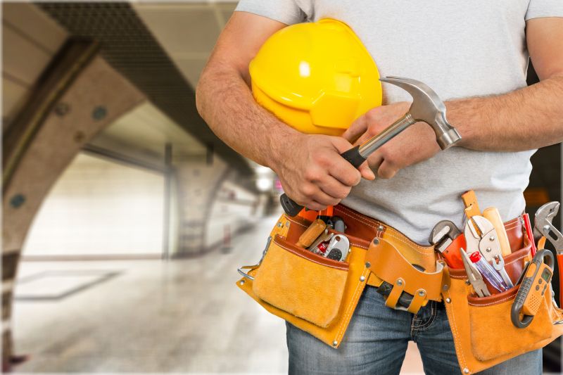 How A Handyman Can Help Prepare A Home For Sale